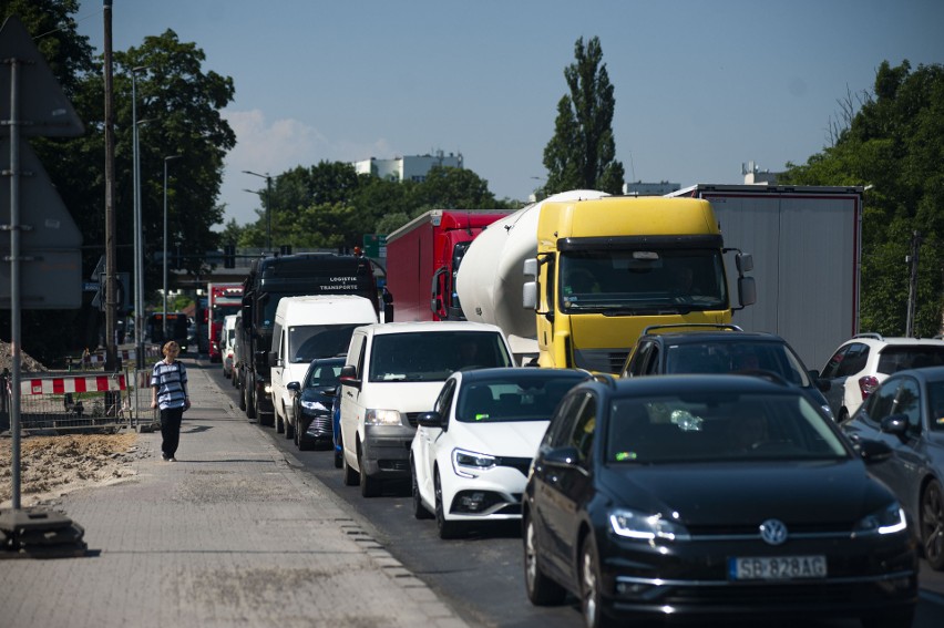 Kraków. Zmiany i wielkie korki na 29 Listopada. A szykuje się więcej problemów