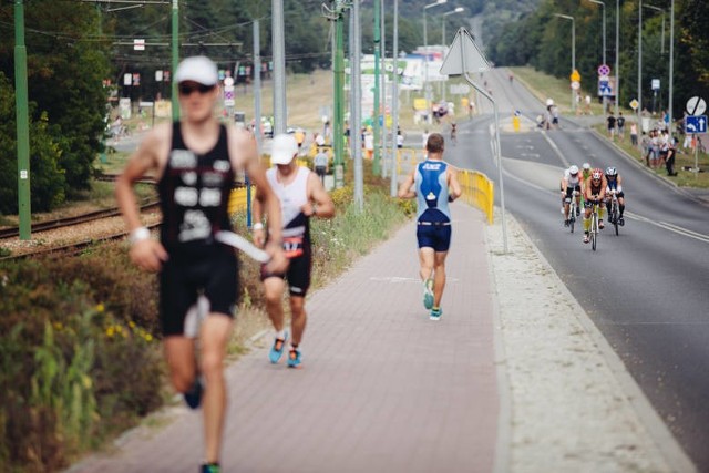 Na zdjęciu Triathlon Polska w 2015 rokui