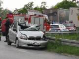 Wypadek na DK 91 w Chełmnie. Dwie osoby nie żyją, jedna jest w bardzo ciężkim stanie [zdjęcia]