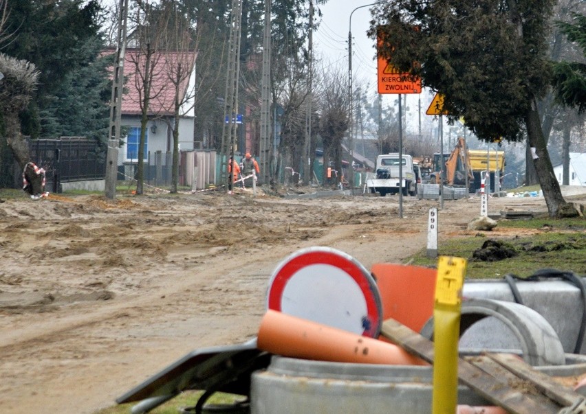 Trwają prace Wodociągów Miejskich na radomskim Dzierzkowie....