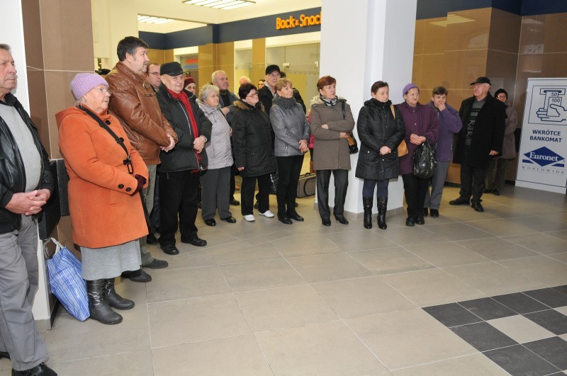 Otwarcie wyremontowanego dworca PKP w Kostrzynie.