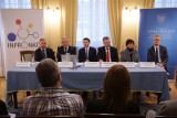 Ministerstwo Zdrowia pomija Poznań? Wojewódzcy radni walczą o nowoczesną metodę leczenia raka