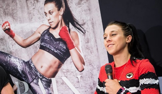 UFC 217 online. Jędrzejczyk - Namajunas stream walki za darmo [TRANSMISJA UFC 217 LIVE]