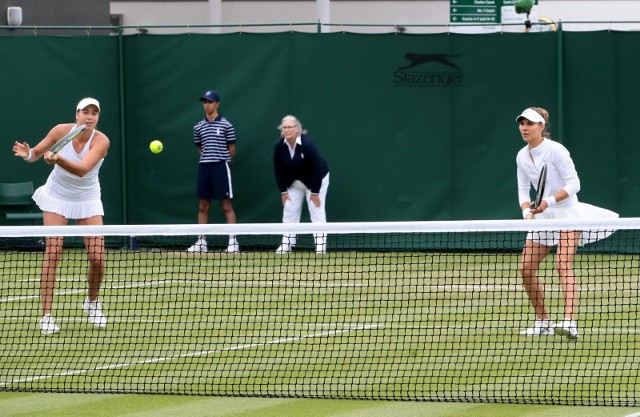 Katarzyna Piter (z prawej) po raz drugi z rzędu zagra w finale turnieju WTA 250 w Budapeszcie.