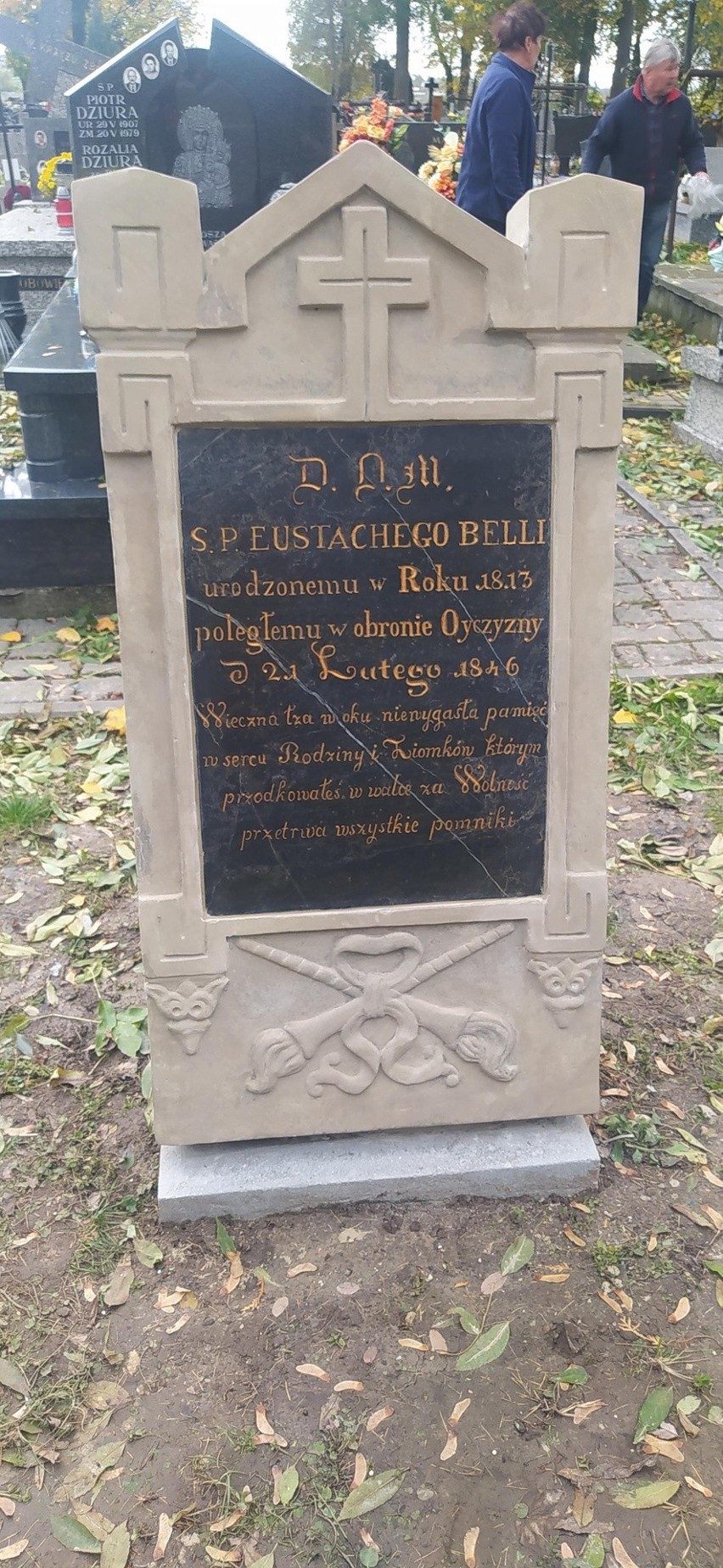 Odnowili zapomniany grób powstańca krakowskiego Eustachego Bellego. Jest pochowany na cmentarzu w Raciborowicach
