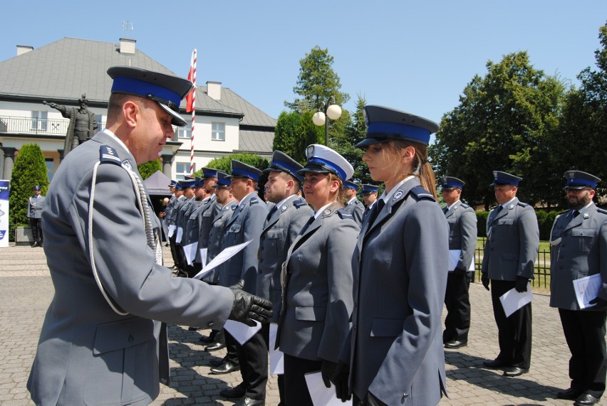 Włoszczowskie Powiatowe Święto Policji po raz pierwszy w Czarncy. To była piękna uroczystość. Zobaczcie zdjęcia