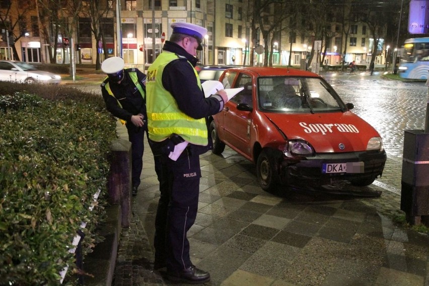 Wypadek na Powstańców Śląskich we Wrocławiu, 22.02.2016