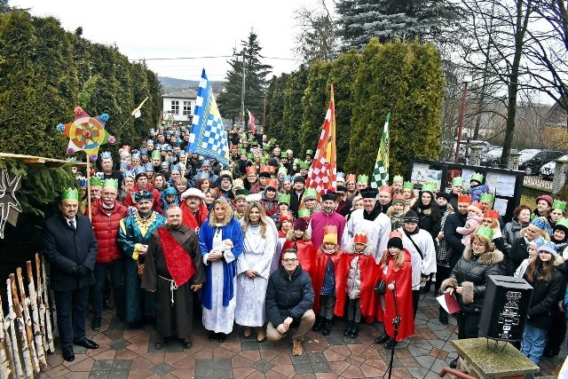 Orszak Trzech Króli w Brzezinkach. Zobacz zdjęcia z wydarzenia na kolejnych slajdach>>>