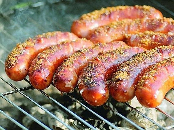 Grill elektryczny czy ogrodowy, a może grill gazowy. Jaki warto kupić - raport