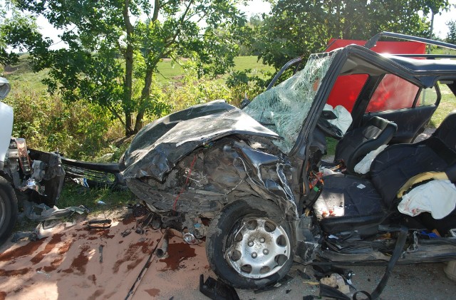 W Zelkach w gminie Wydminy, w środę zderzyły się dwa pojazdy.