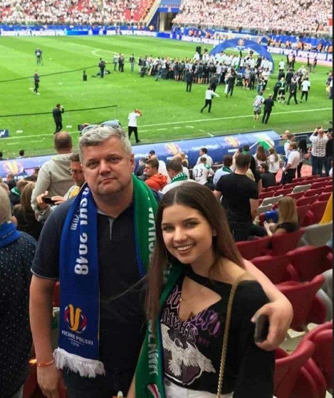 Z córką Laurą na Stadionie Narodowym w Warszawie
