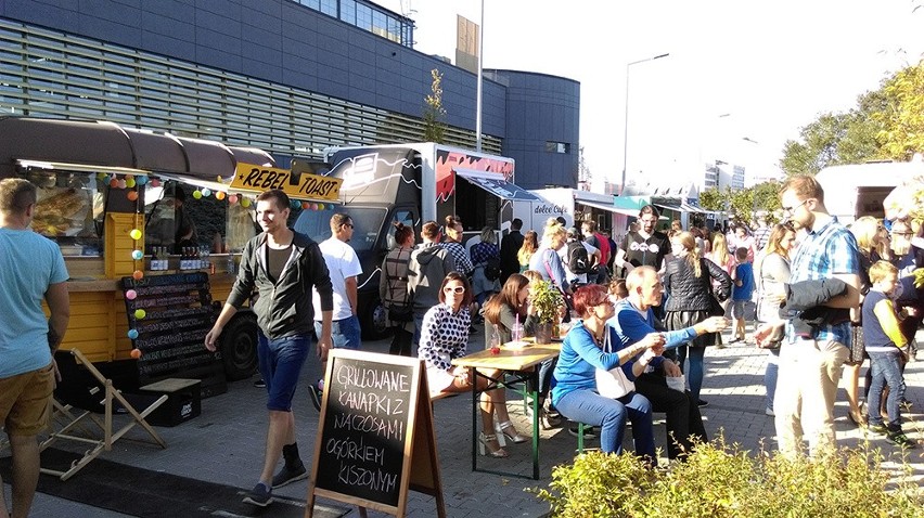 III Festiwal Smaków Food Trucków w Poznaniu już w marcu!