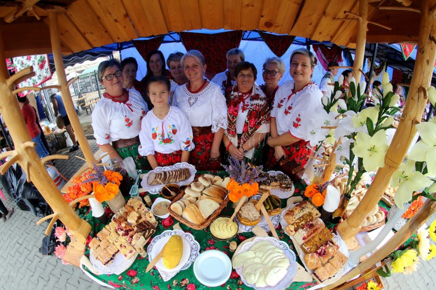 Dni Gorczańskie w Kamienicy. Na inaugurację regionalne rozkosze dla podniebienia [ZDJĘCIA]