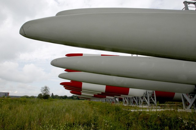 Będzie nowy wyjazd z Goleniowskiego Parku Przemysłowego Brak odpowiedniej drogi uniemożliwiał firmie LM Wind Power transport 60-metrowych i dłuższych śmigieł.