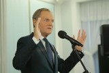 Donald Tusk stracił prawo jazdy. Pędził w terenie zabudowanym 107 km/h