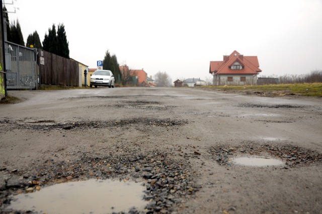 Tak wyglądała ulica Truszkowskiego w Bronowicach, gdy pani Halina poprosiła nas o pomoc