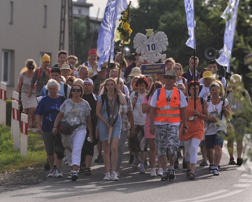 Pielgrzymka diecezji radomskiej wyruszyła z Radomia. Pielgrzymi mają do pokonania 200 kilometrów