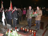 Marsz milczenia w 30 rocznicę stanu wojennego w Stalowej Woli (zdjęcia)