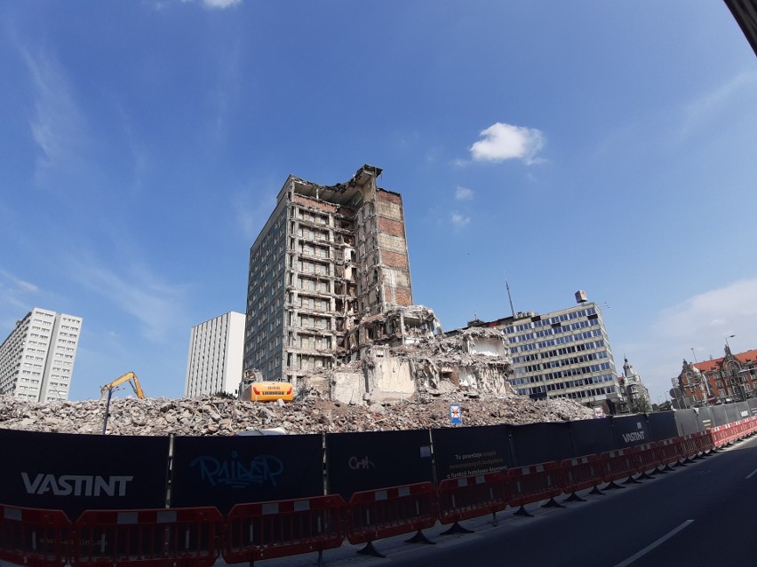 Rozbiórka hotelu Silesia w Katowicach. 23 sierpnia 2019