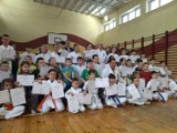Zakończyła się Zimowa Akademia Karate "Kyokushin" w Skarżysku - Kamiennej. Zobacz zdjęcia zadowolonych z ferii dzieci