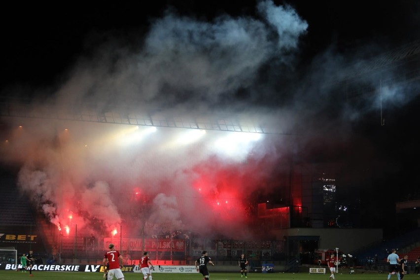 Cracovia zapłaci za zniszczenia na stadionie Wisły Kraków