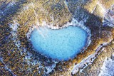 Lubuski cud natury w zimowej odsłonie. Jezioro w kształcie serca nieustannie zachwyca. Zobaczcie zdjęcia!