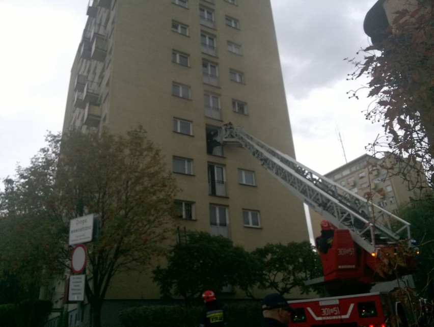 Przy ul. Włókienniczej paliło się mieszkanie na pierwszym...