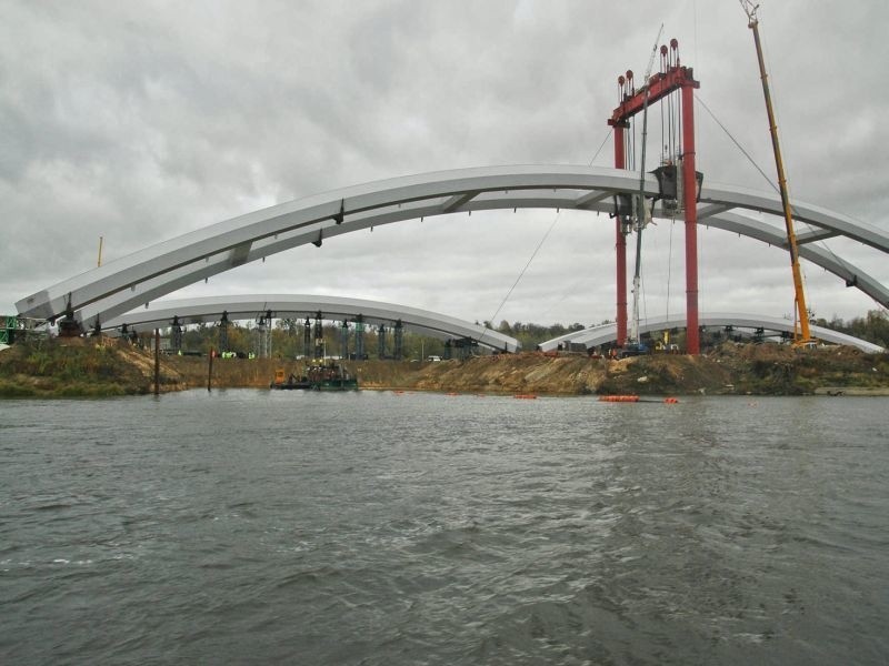 Most w Toruniu - budowa nabiera tempa [zobacz zdjęcia]