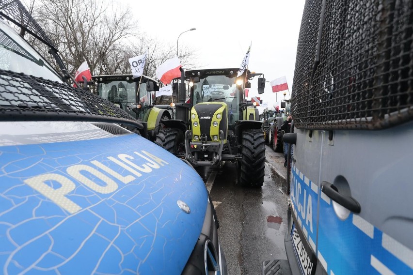 Trwa protest rolników w Warszawie. Możliwe utrudnienia.