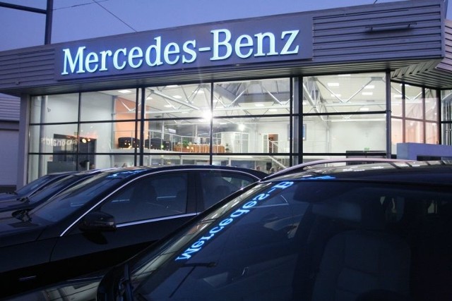 Kielecki salon Mercedes - Benz mieści się przy alei Solidarności.