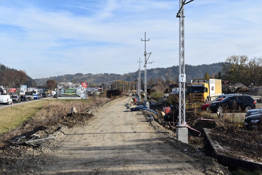 Podhale. Torów do Zakopanego brak. Czy pociągi dojadą w góry na święta, sylwestra i na ferie? 