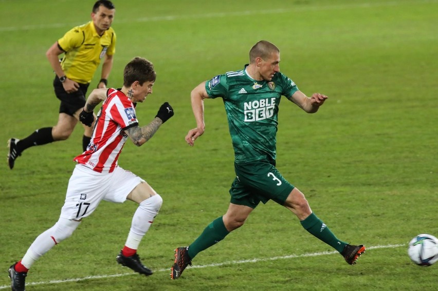 Jakub Kosecki zagrał dziewięć meczów w Cracovii, osiem w...