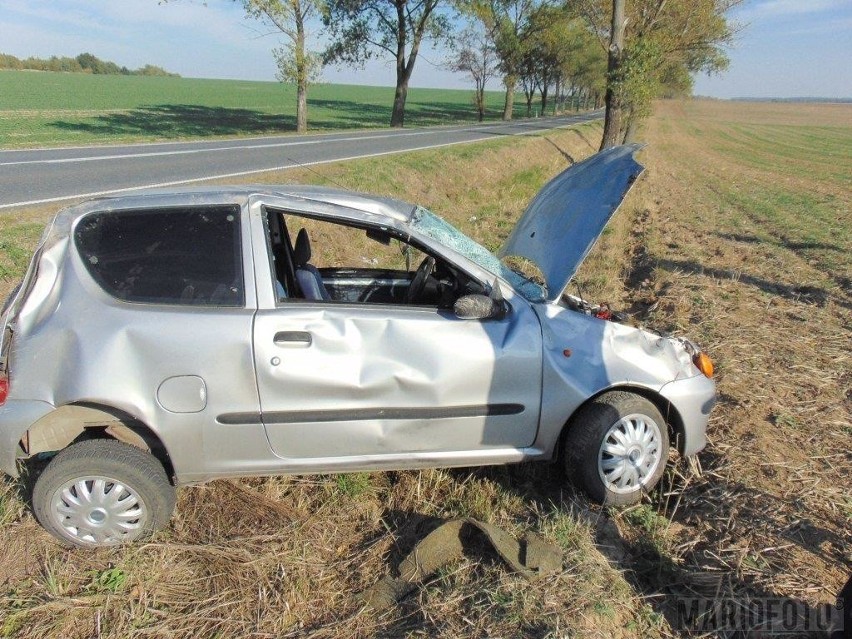 Wypadek na drodze Wierzbięcice - Węża. Jedna osoba ranna