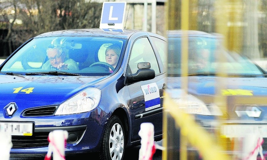 Najlepsze szkoły jazdy w Częstochowie i okolicach. Ranking...