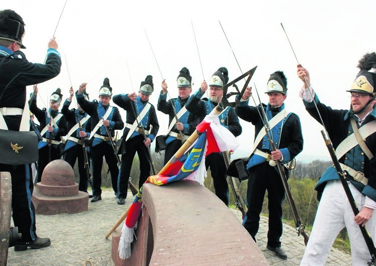 Rekonstrukcje historyczne: Poznański Regiment Odprzodowy...