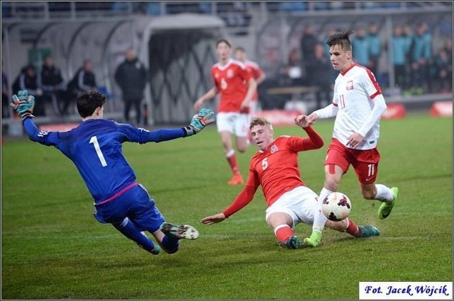 Filip Marchwiński kończył środowy mecz w reprezentacji do lat 17 z mieszanymi uczuciami.