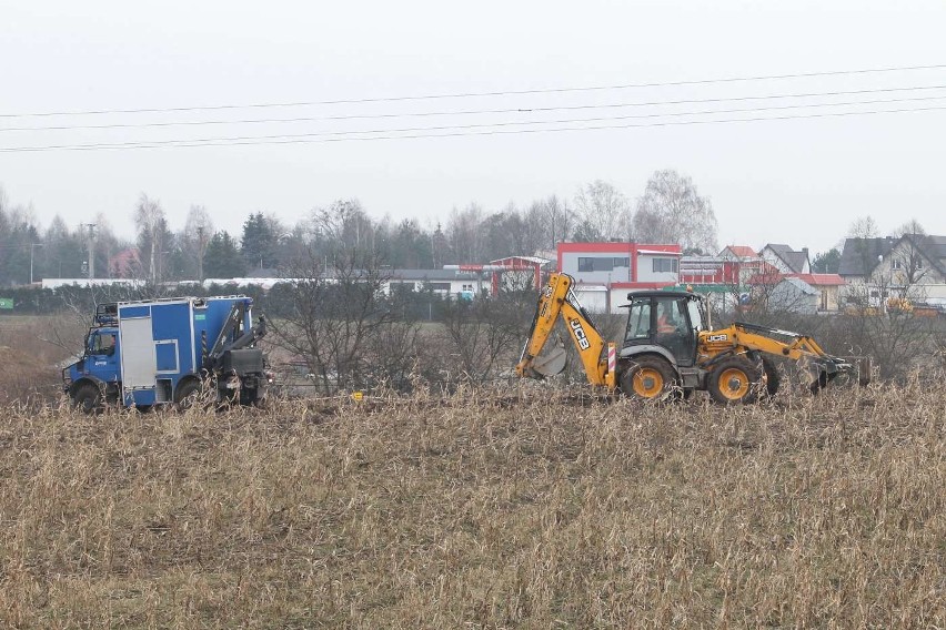 Wybuch i pożar w Murowanej Goślinie - spłonęły trzy domy.