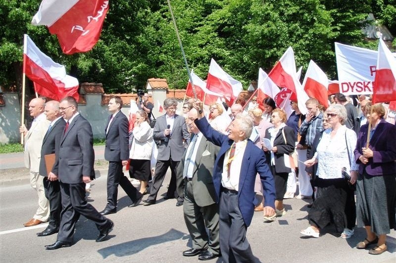 Mieszkańcy znowu wyszli na ulicę [ZDJĘCIA]