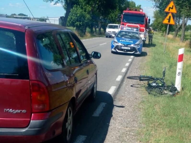 Wypadek w Dylewie, 3.07.2022. Potrącenie rowerzysty na drodze krajowej nr 53. Zdjęcia