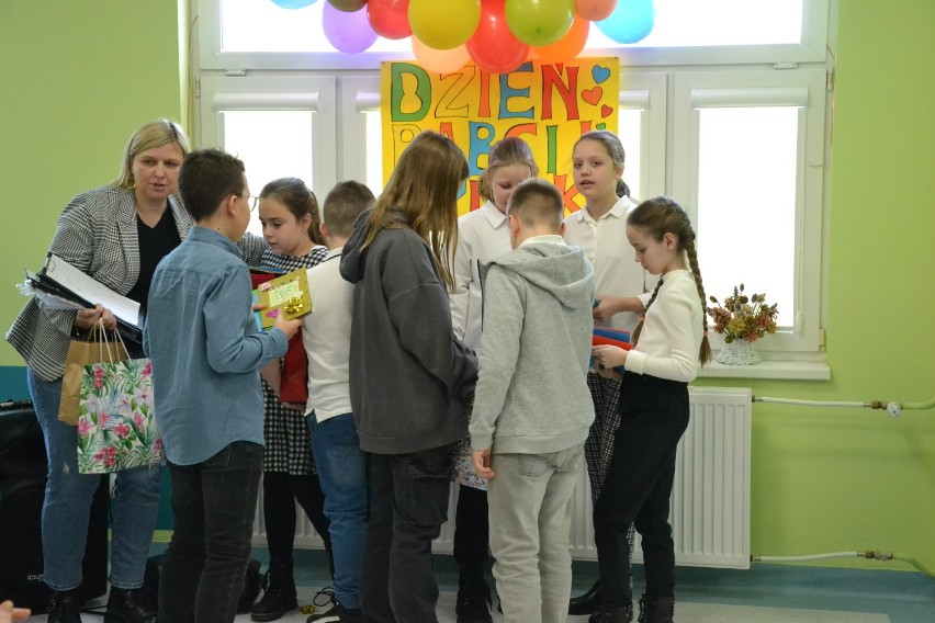 Uczniowie Szkoły Podstawowej nr 2 w Lipnie podczas spotkania...