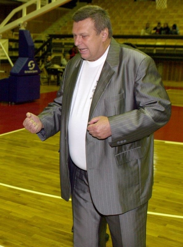 Prezes i trener koszykarzy Siarki Tarnobrzeg jest bliski podpisania kontraktu z trzecim Amerykaninem.