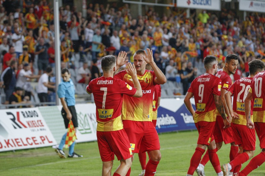 Korona Kielce pokonała Skrę Częstochowa 2:0 w piątek 30...