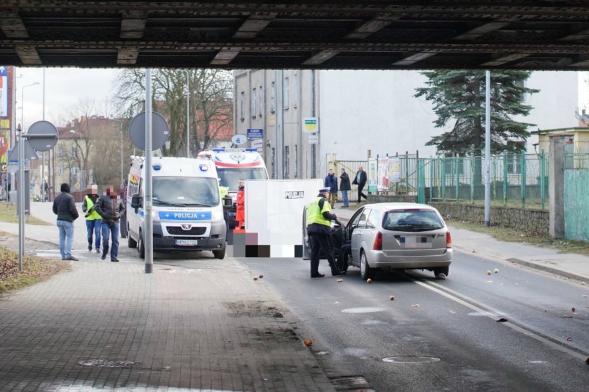 Śmiertelne potrącenie koło wiaduktu na ulicy Poniatowskiego w Słupsku 