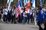 Marsz Żywych w  Oświęcimiu. Prezydent Polski i Izraela szli ramię w ramię z ocalonymi z Zagłady i tysiącami ludzi z całego świata 