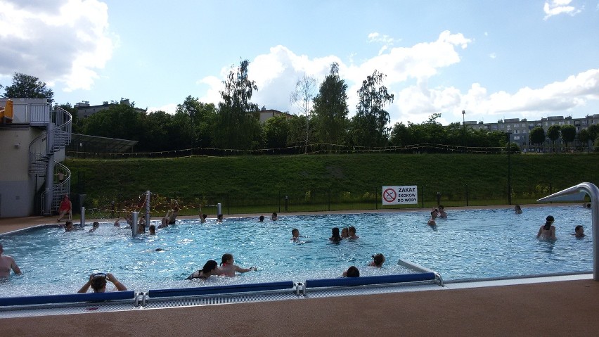 Kompleks basenowy przy ul. Ratowników w Rudzie Śląskiej...