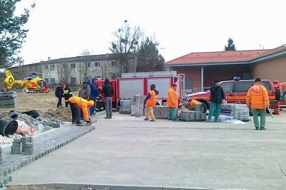W marcu na budowie supermarketu w Brzegu jeden z robotników spadł z rusztowania.