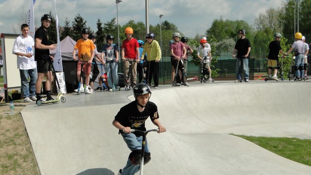 Na Zarabiu w Myślenicach został otwarty zmodernizowany skatepark
