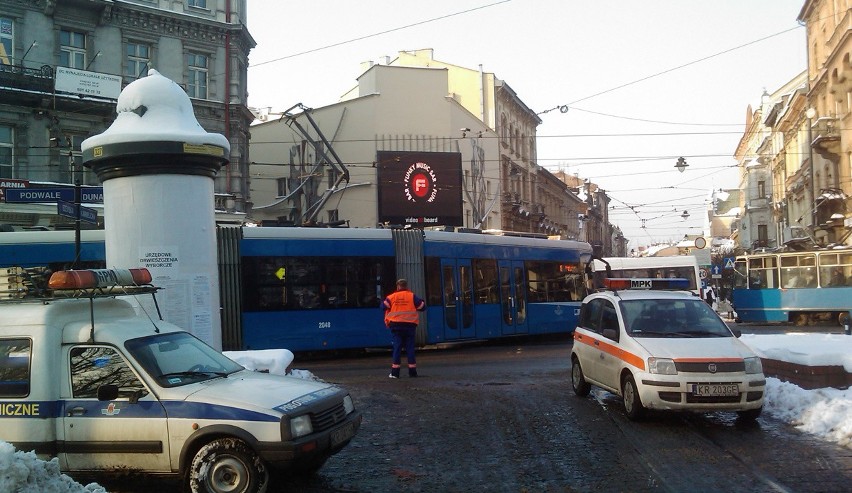 Kraków: kolejna kolizja tramwaju pod Bagatelą (AKTUALIZACJA)