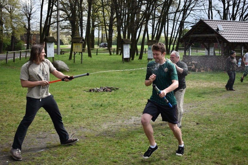 Wodna wojna w Grabicach musi zawsze się odbyć. Nieważne jaka...