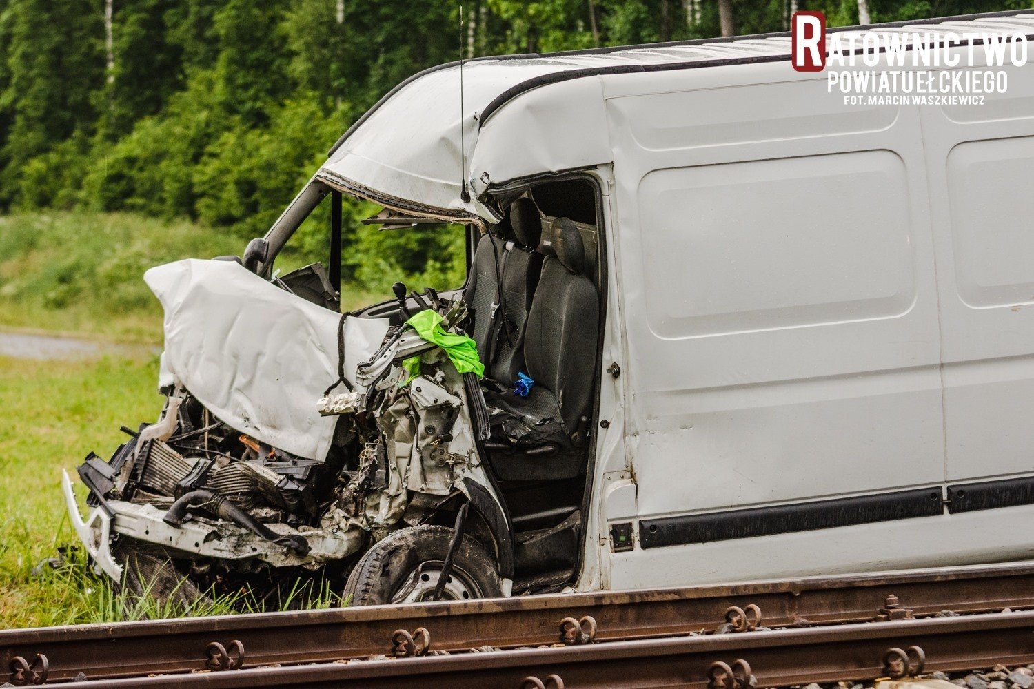 Bajtkowo Tragiczny Wypadek Na Przejeździe Kolejowym Renault Zderzyło